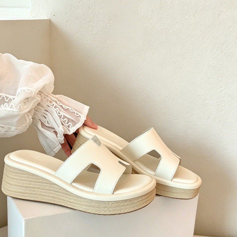 Women Summer New Wedge Platform Thick Sole Slippers Soft Leather Wedge Casual Slide Sandals For Outdoor Wear